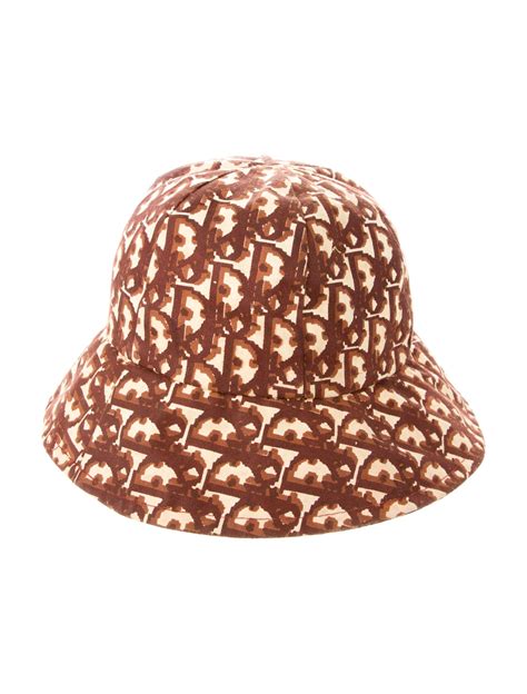 dior bucket head|dior oblique hats.